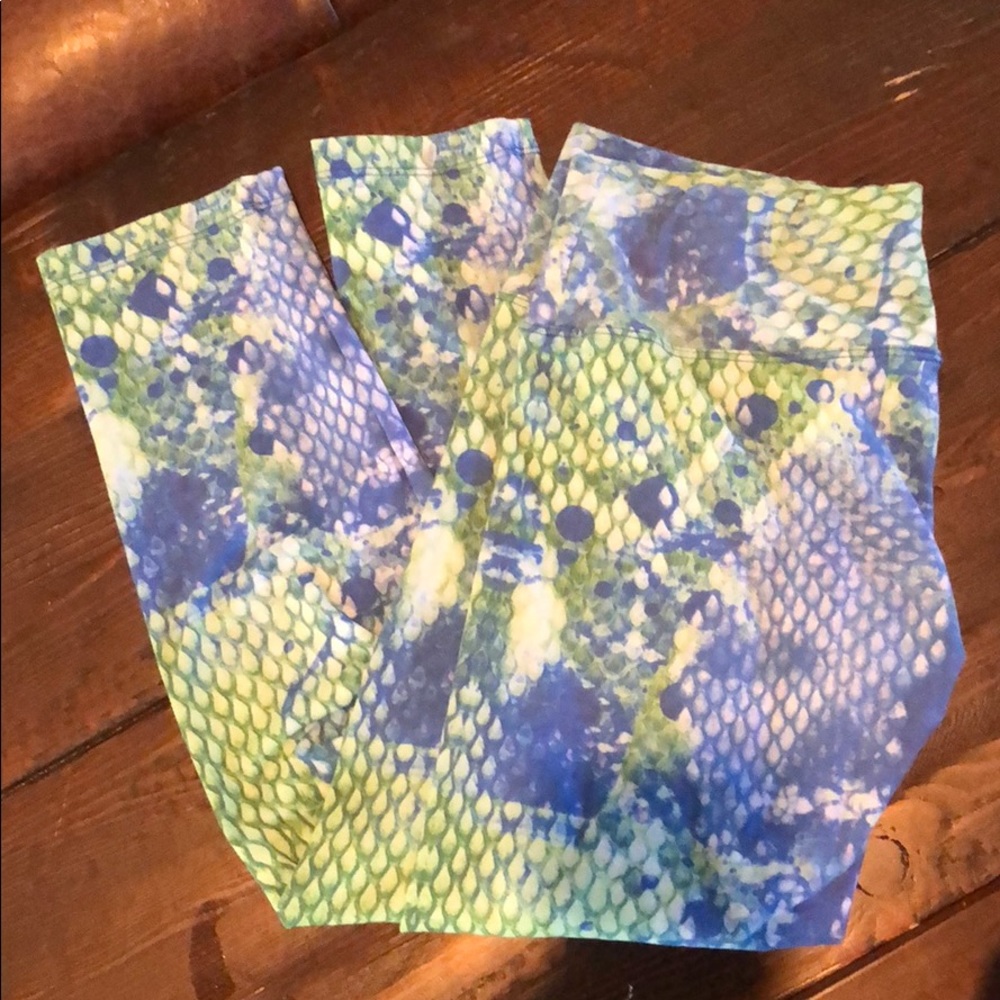 Shape Up Capri leggings snake print